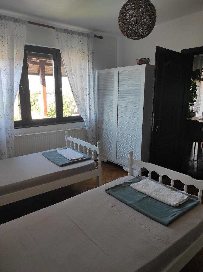 Hostelche Guest House سميديريفو المظهر الخارجي الصورة