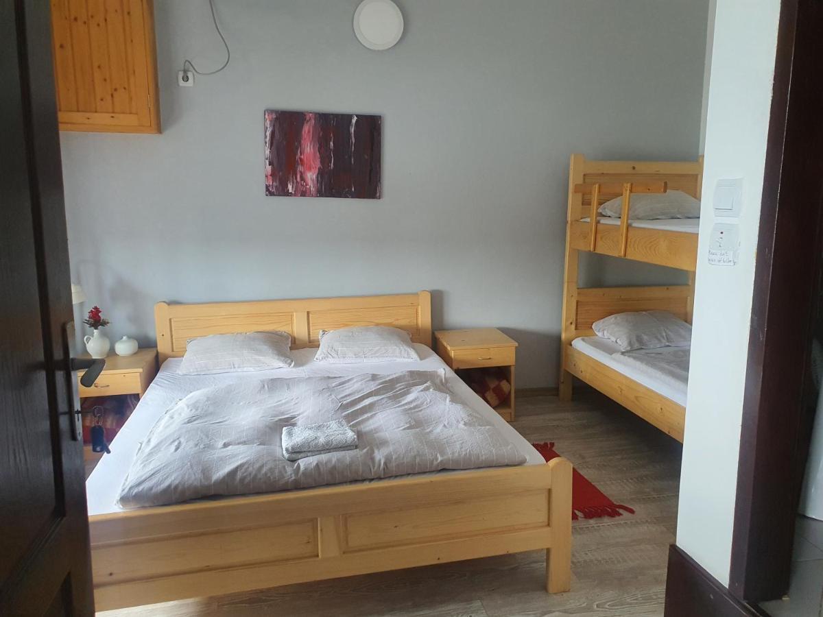 Hostelche Guest House سميديريفو المظهر الخارجي الصورة