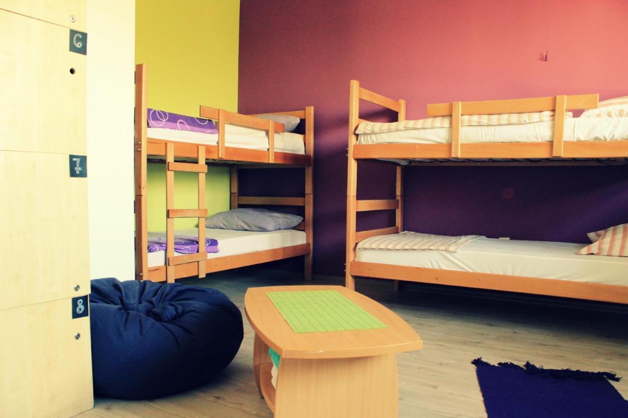 Hostelche Guest House سميديريفو المظهر الخارجي الصورة